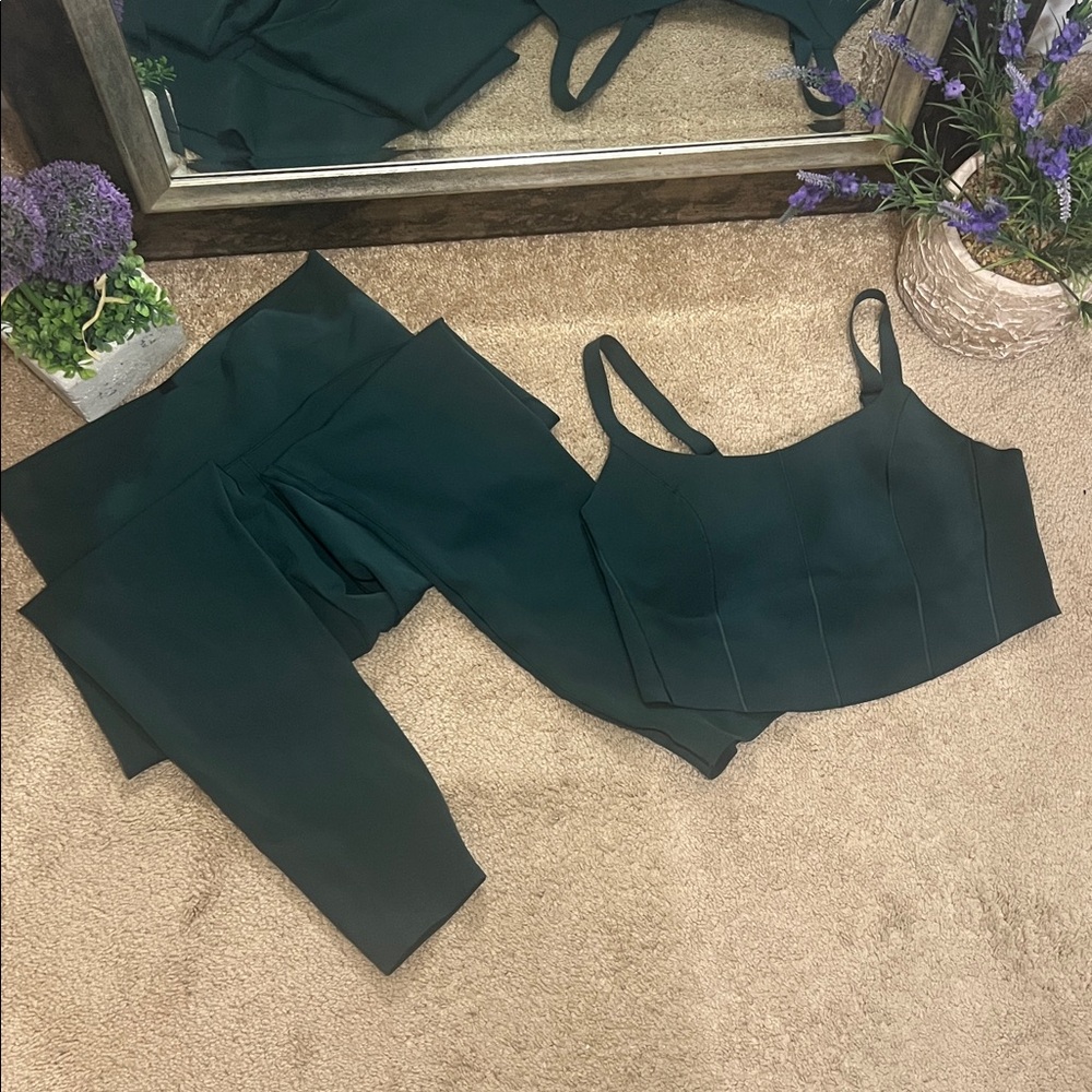 aerie Dark Green Leggings & Crop Top Set